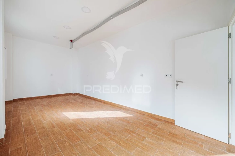 Escritório para Arrendamento em Queluz e Belas Foto 19