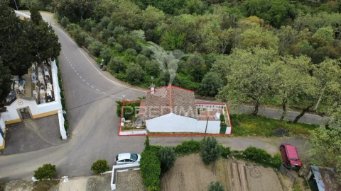 Moradia T2 para Venda em Reguengo e São Julião