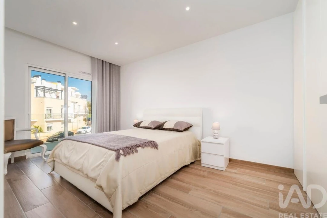 Moradia T3 para Venda em Santa Luzia Foto 26