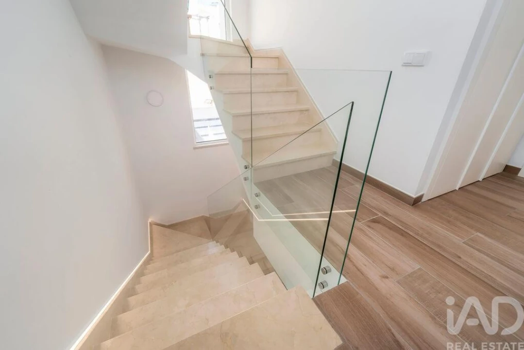 Moradia T3 para Venda em Santa Luzia Foto 31