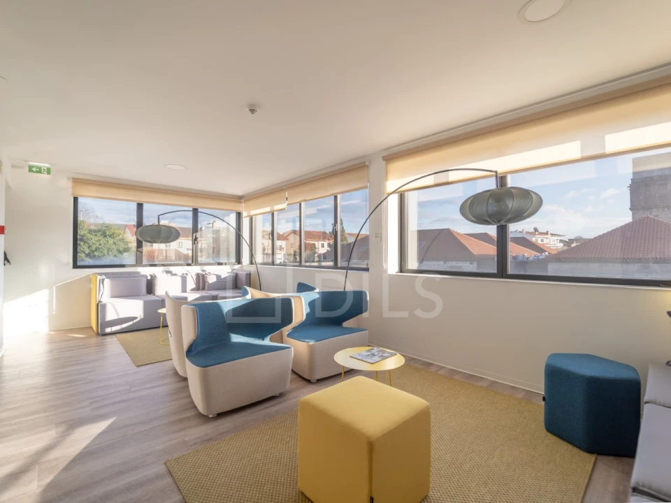 Escritório para Arrendamento em Cidade da Maia Foto 9