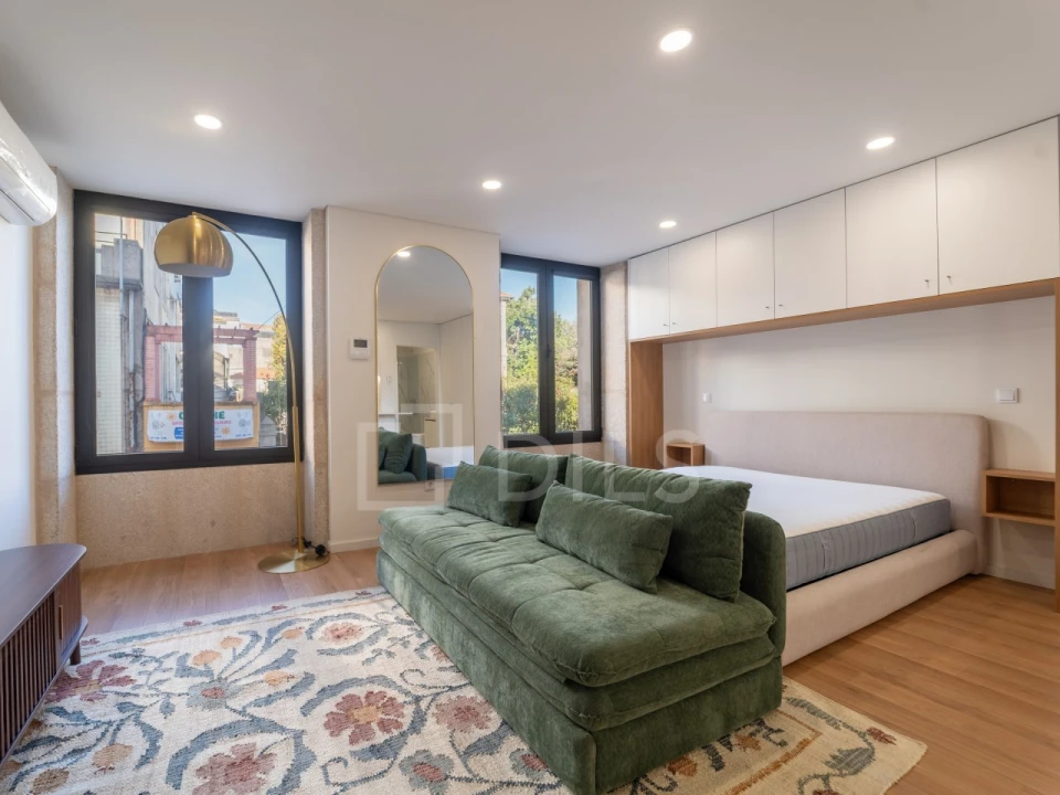 Apartamento para Venda em Cedofeita, Santo Ildefonso, Sé, Miragaia, São Nicolau e Vitória Foto 1