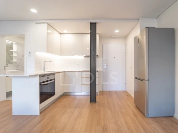 Apartamento para Venda em Cedofeita, Santo Ildefonso, Sé, Miragaia, São Nicolau e Vitória