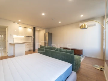 Apartamento para Venda em Cedofeita, Santo Ildefonso, Sé, Miragaia, São Nicolau e Vitória