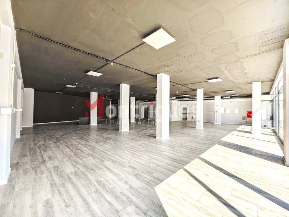 Loja para Arrendamento em Moscavide e Portela Foto 2