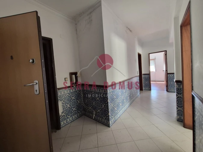 Apartamento T2 para Venda em Rio de Mouro Foto 11