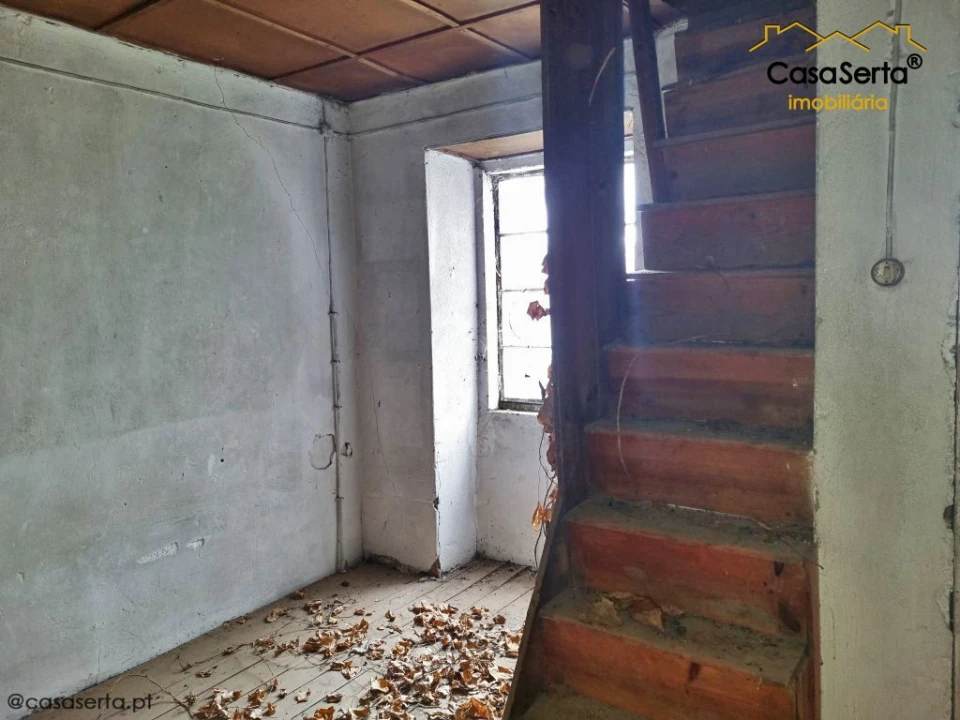 Moradia T2 para Venda em Proença-A-Nova e Peral Foto 8