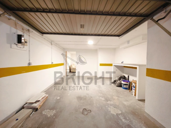 Garagem para Venda em Agualva e Mira-Sintra