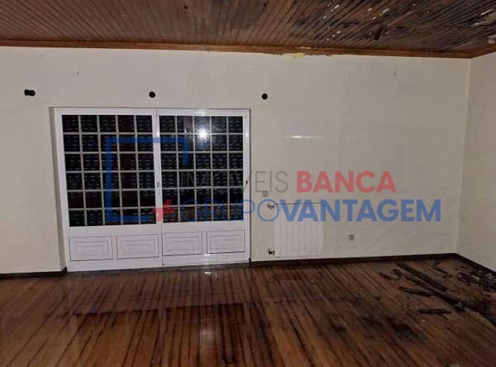 Moradia T4 para Venda em Mondim de Basto Foto 6