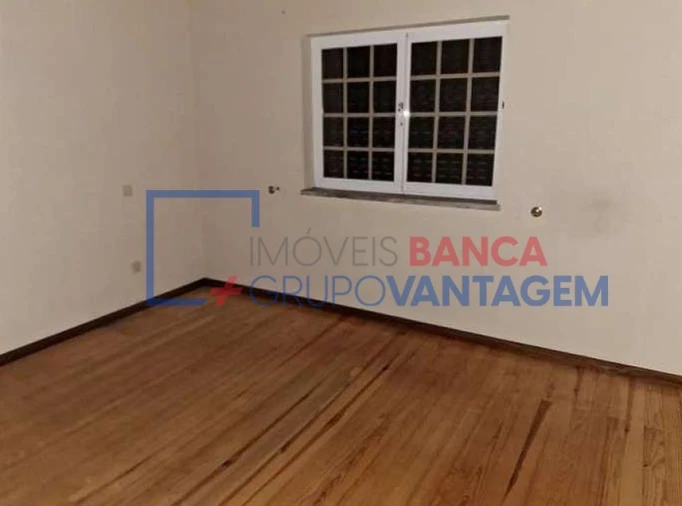 Moradia T4 para Venda em Mondim de Basto Foto 5