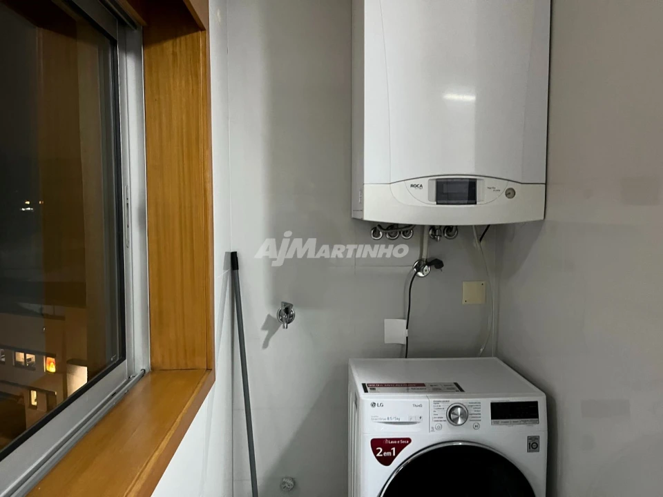 Apartamento T2 para Arrendamento em Bonfim Foto 10