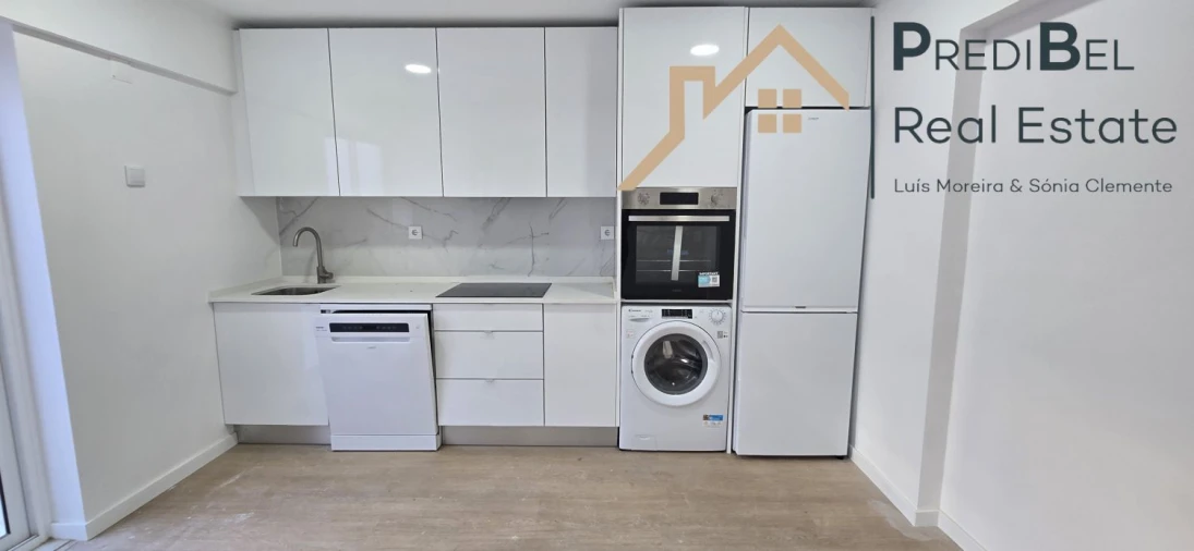 Apartamento T2 para Venda em Venteira Foto 15