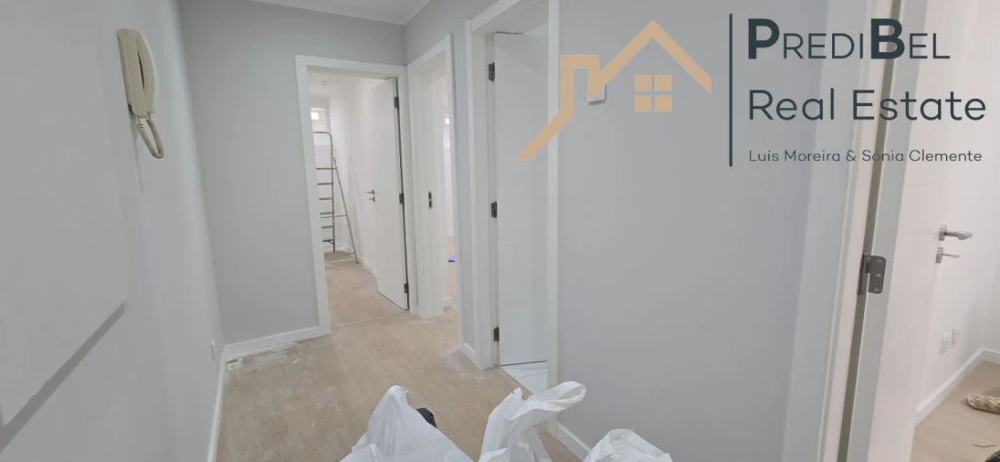 Apartamento T2 para Venda em Venteira Foto 14