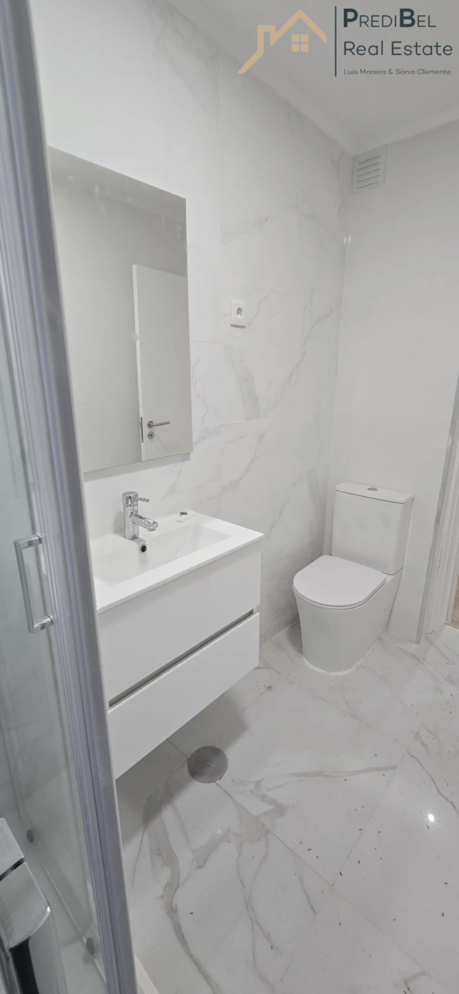 Apartamento T2 para Venda em Venteira Foto 28