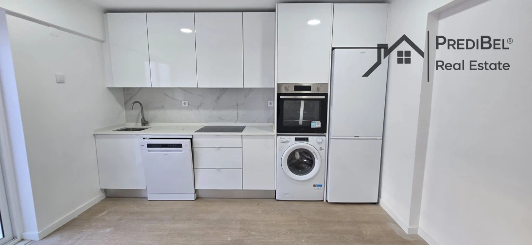 Apartamento T2 para Venda em Venteira Foto 15