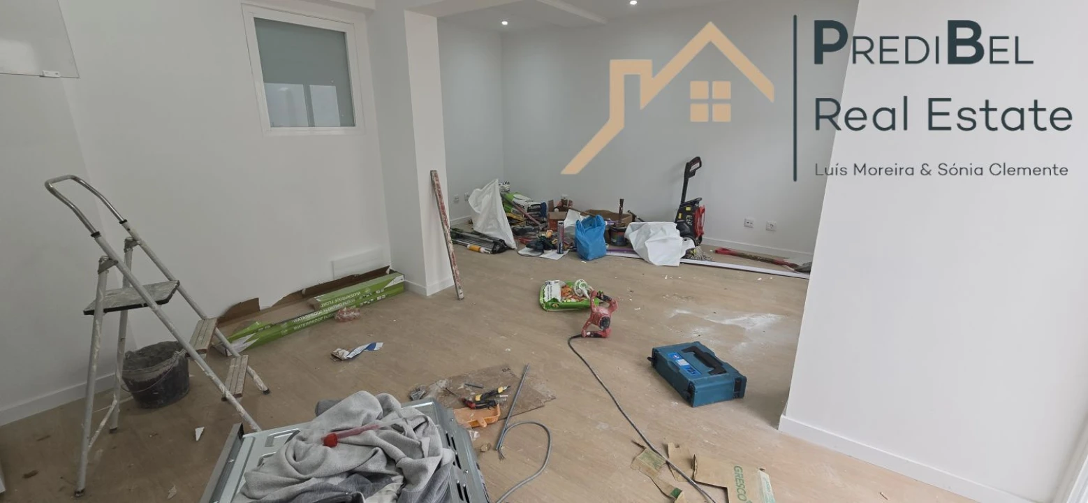 Apartamento T2 para Venda em Venteira Foto 24