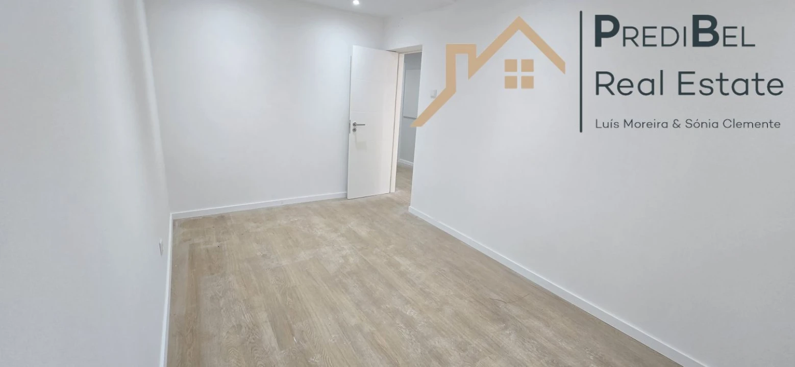 Apartamento T2 para Venda em Venteira Foto 7