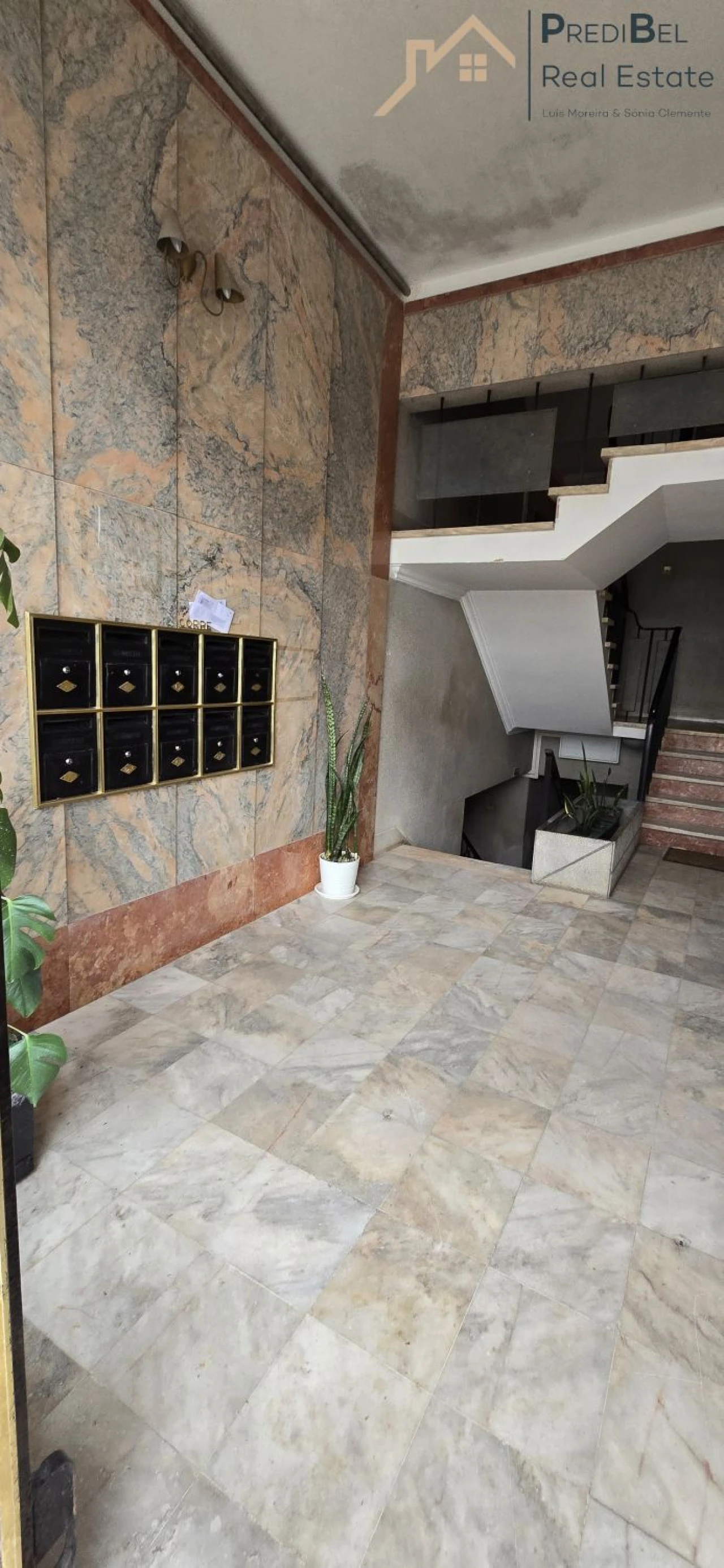 Apartamento T2 para Venda em Venteira Foto 30