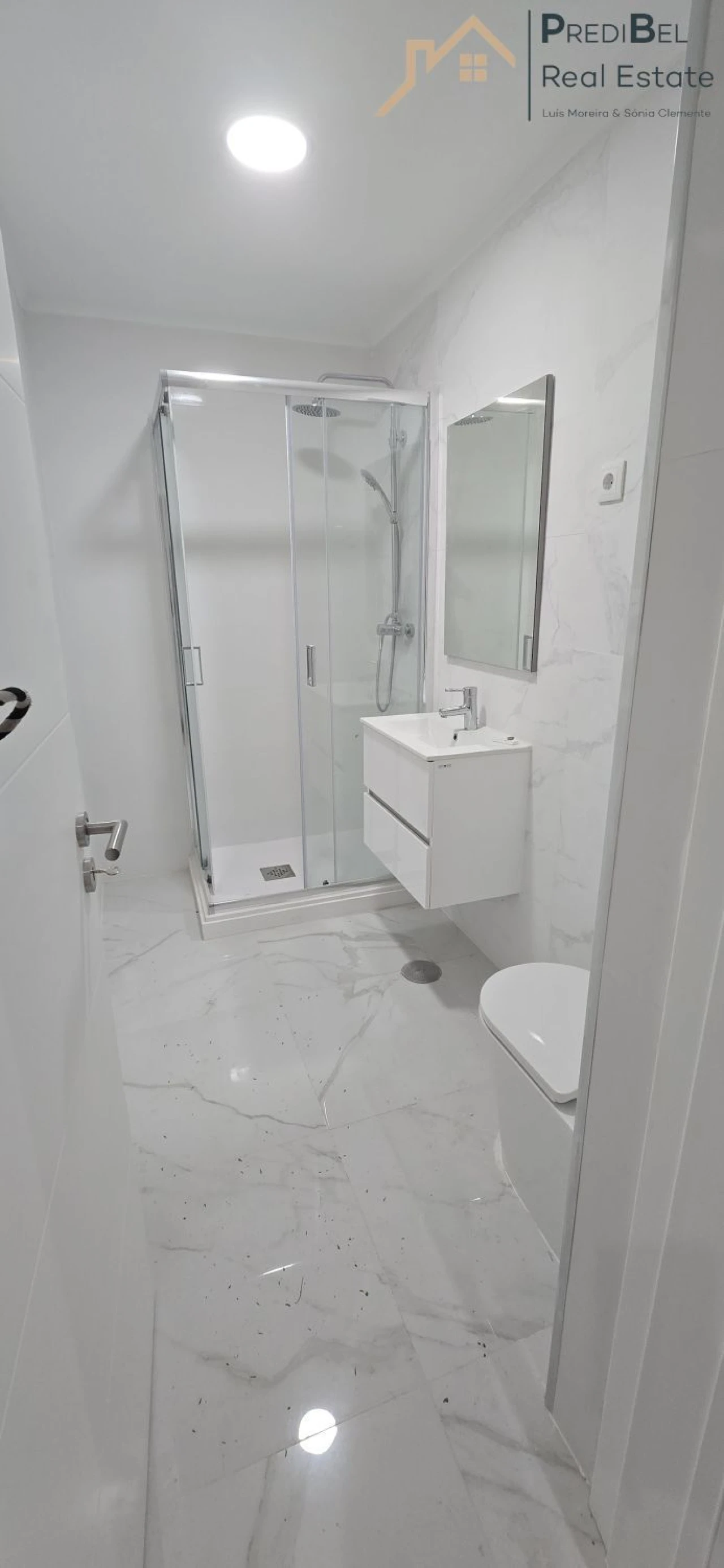 Apartamento T2 para Venda em Venteira Foto 26