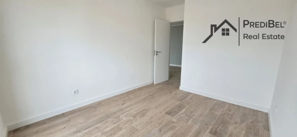Apartamento T4 para Venda em Águas Livres