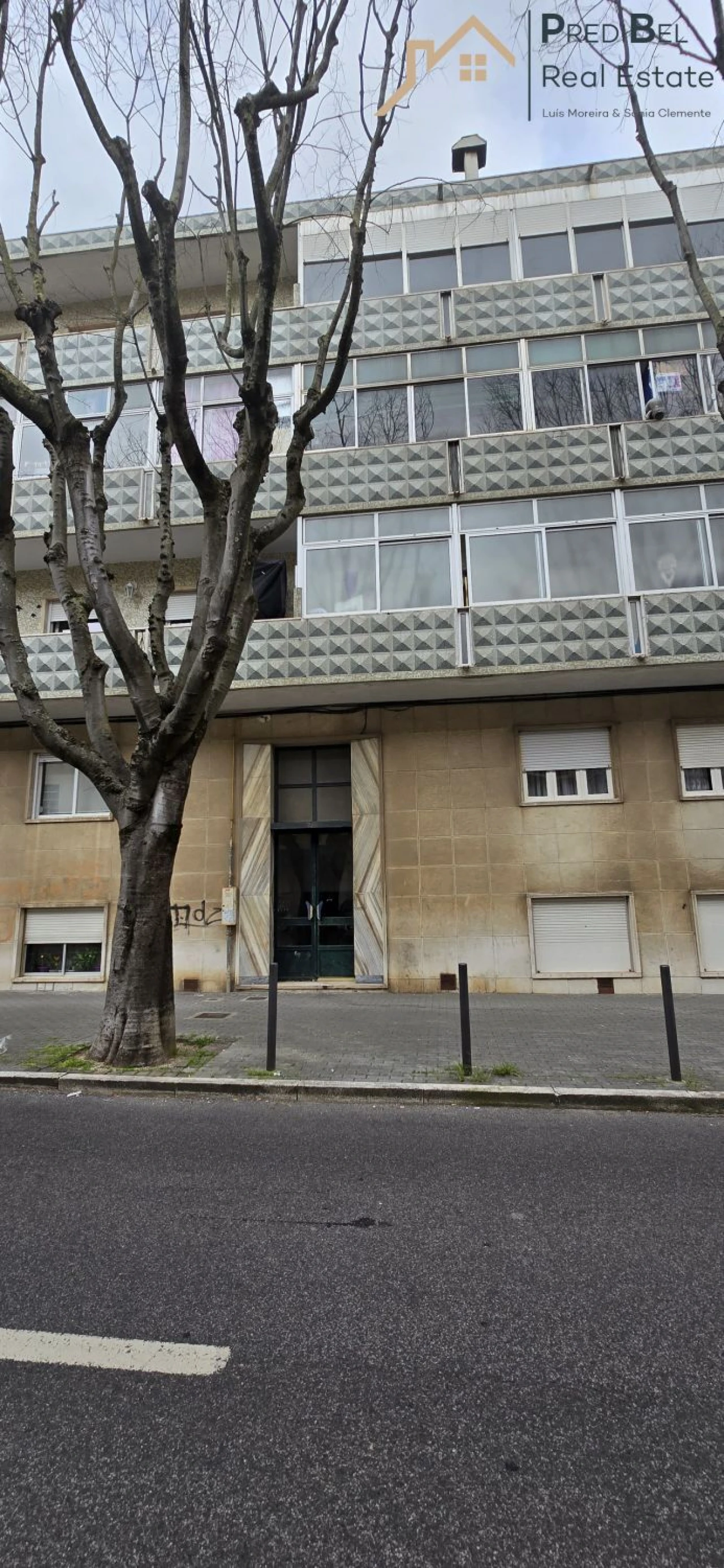 Apartamento T4 para Venda em Águas Livres Foto 34