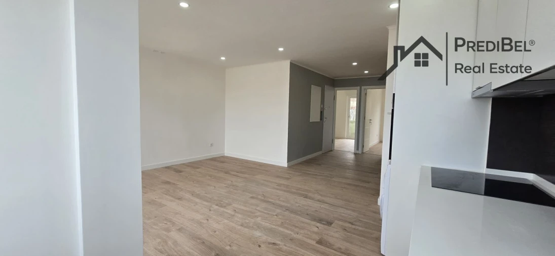 Apartamento T4 para Venda em Águas Livres Foto 22