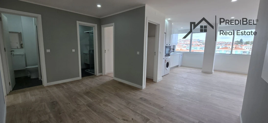 Apartamento T4 para Venda em Águas Livres Foto 4