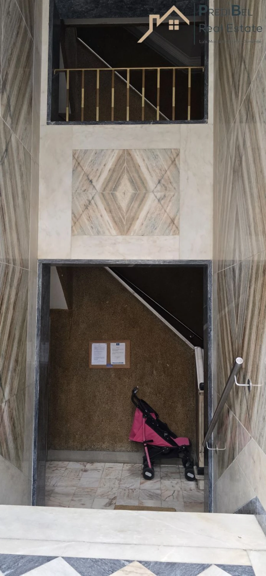 Apartamento T4 para Venda em Águas Livres Foto 33