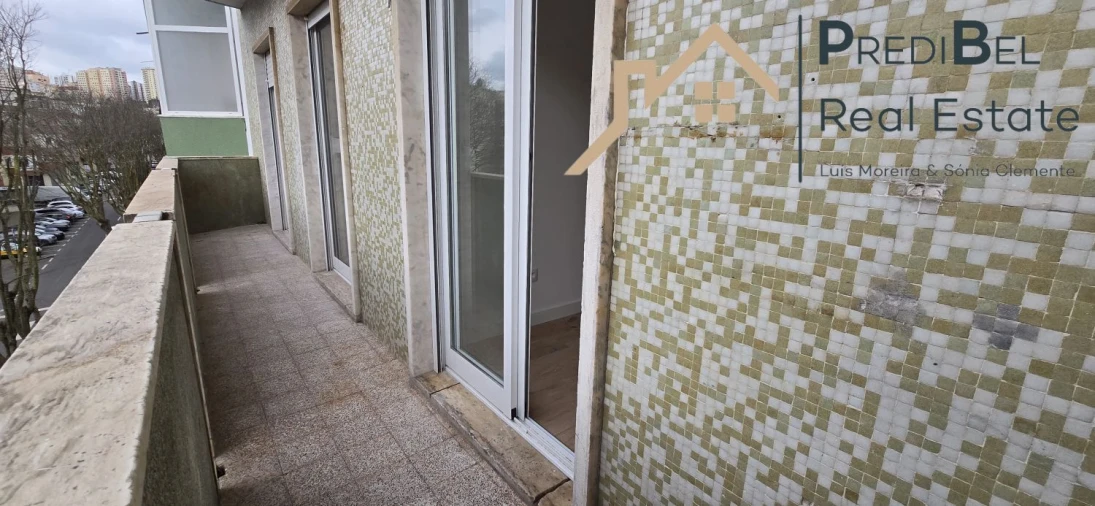 Apartamento T4 para Venda em Águas Livres Foto 13