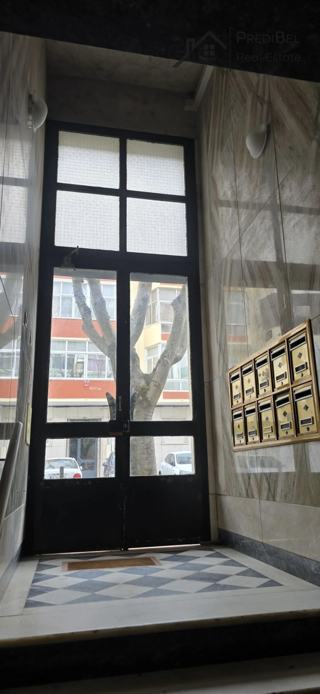 Apartamento T4 para Venda em Águas Livres Foto 31