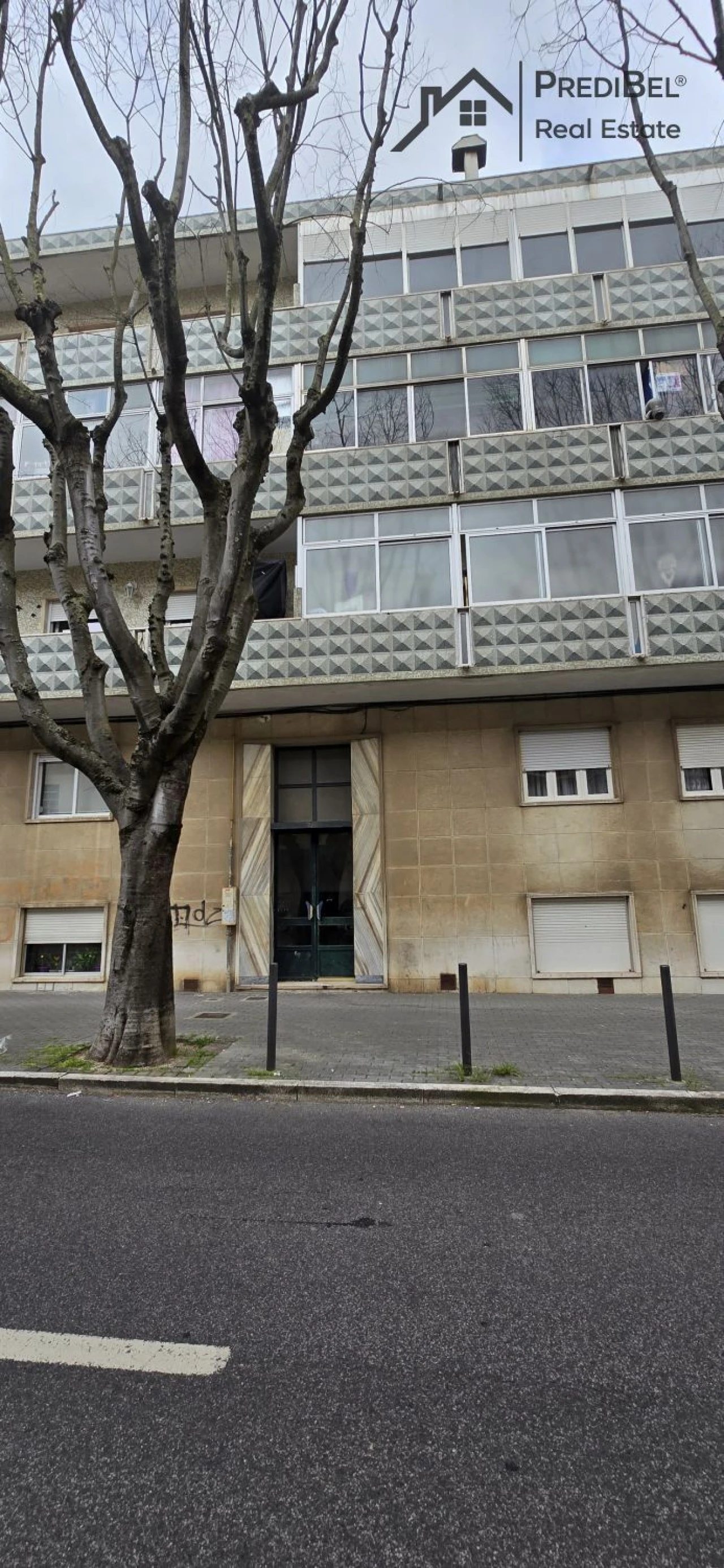 Apartamento T4 para Venda em Águas Livres Foto 34
