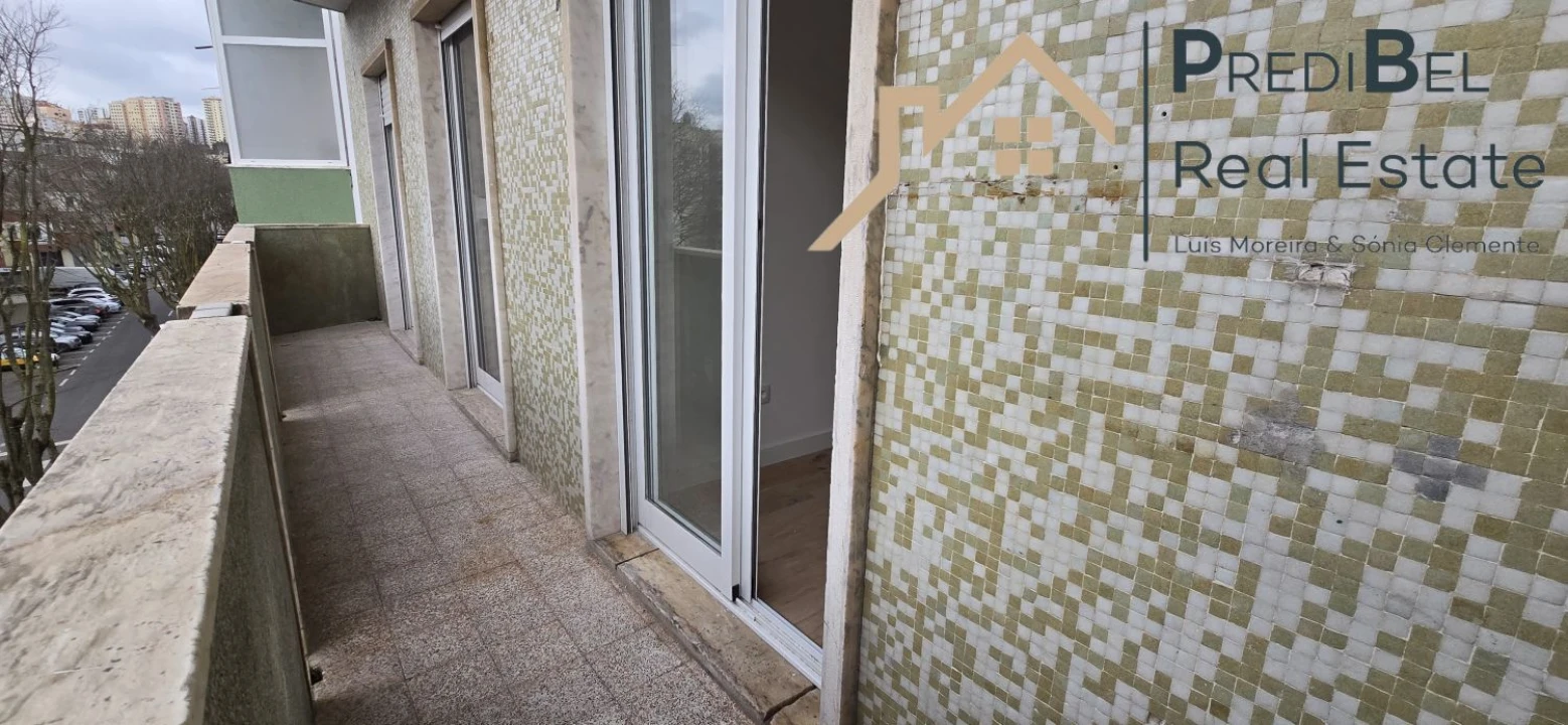 Apartamento T4 para Venda em Águas Livres Foto 13