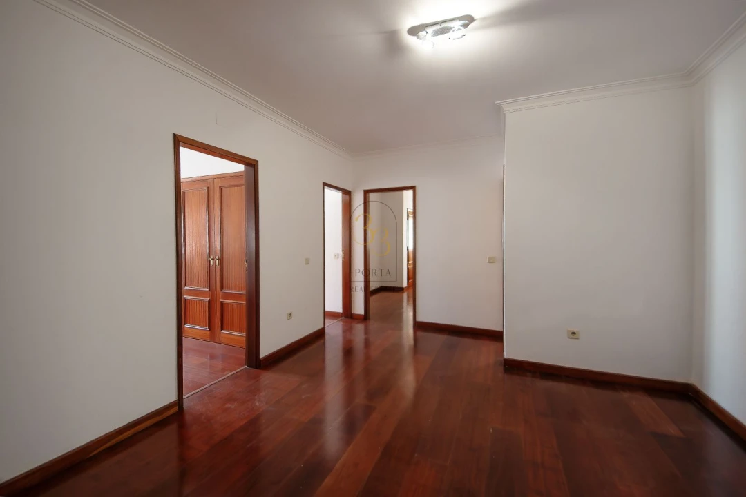 Apartamento T2 para Venda em Golegã Foto 5