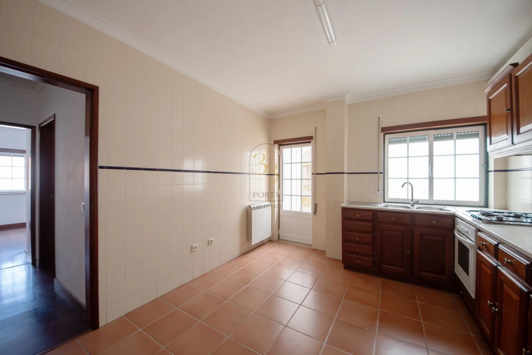 Apartamento T2 para Venda em Golegã Foto 17