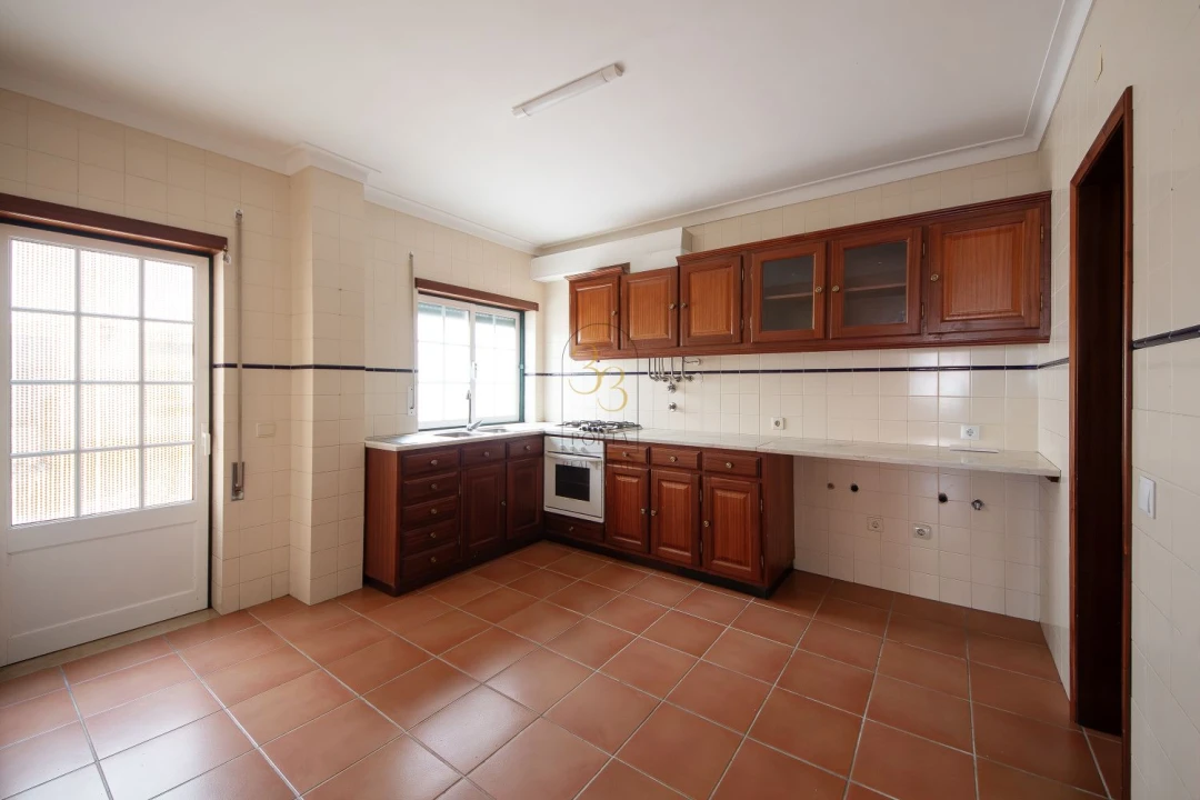 Apartamento T2 para Venda em Golegã Foto 14
