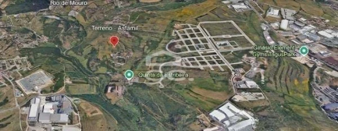 Terreno para Venda em Rio de Mouro