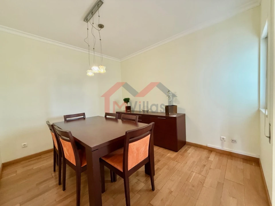 Apartamento T2 para Venda em Faro (Sé e São Pedro) Foto 4