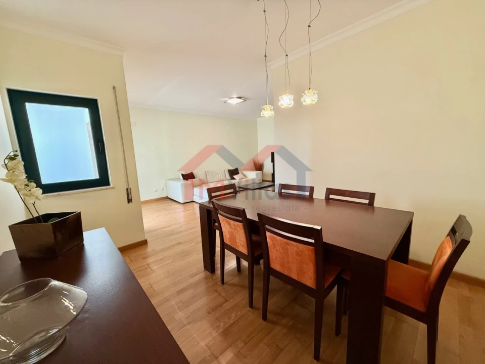 Apartamento T2 para Venda em Faro (Sé e São Pedro) Foto 5