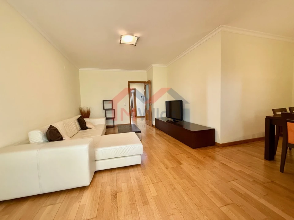 Apartamento T2 para Venda em Faro (Sé e São Pedro) Foto 2