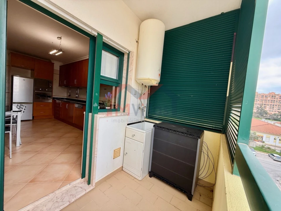Apartamento T2 para Venda em Faro (Sé e São Pedro) Foto 15