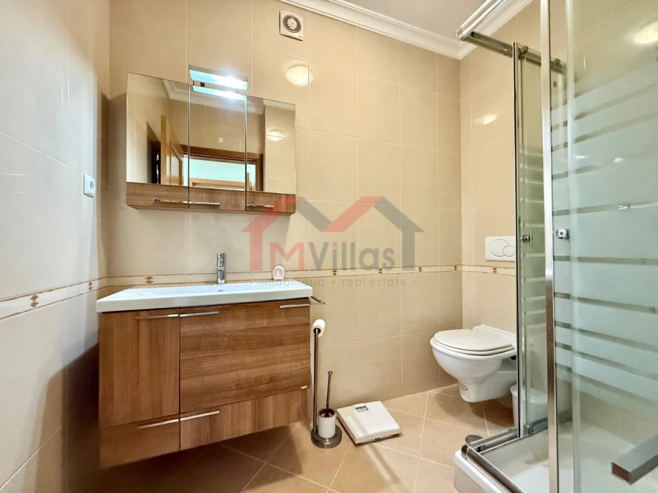 Apartamento T2 para Venda em Faro (Sé e São Pedro) Foto 22