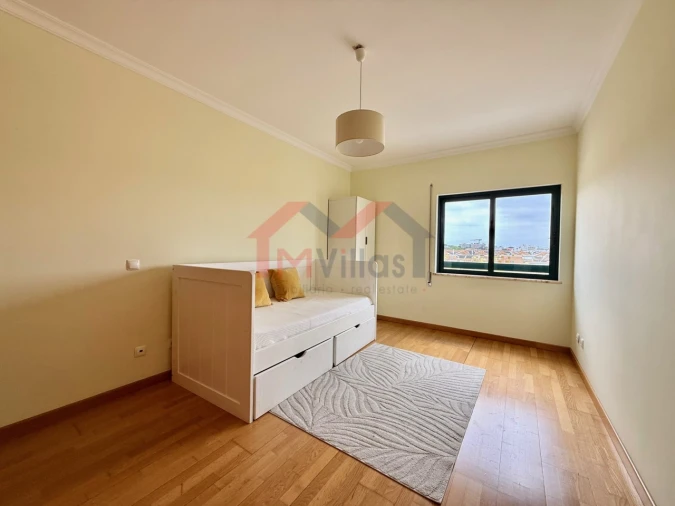 Apartamento T2 para Venda em Faro (Sé e São Pedro) Foto 26