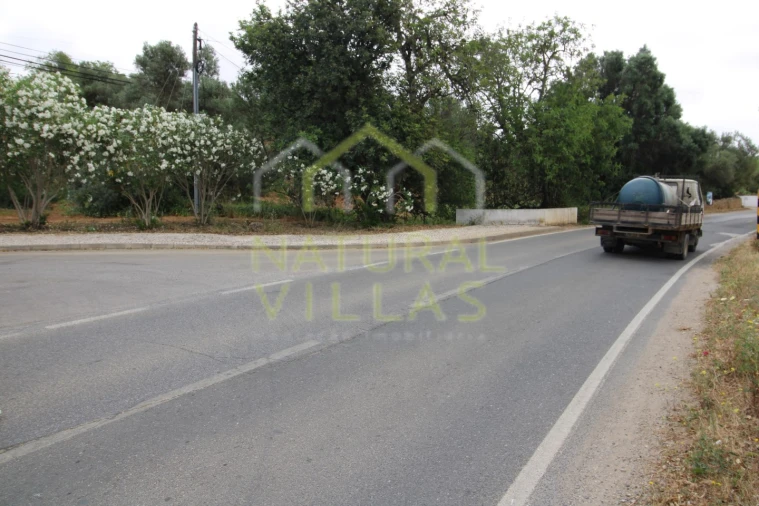 Terreno para Venda em Conceição e Estoi Foto 4