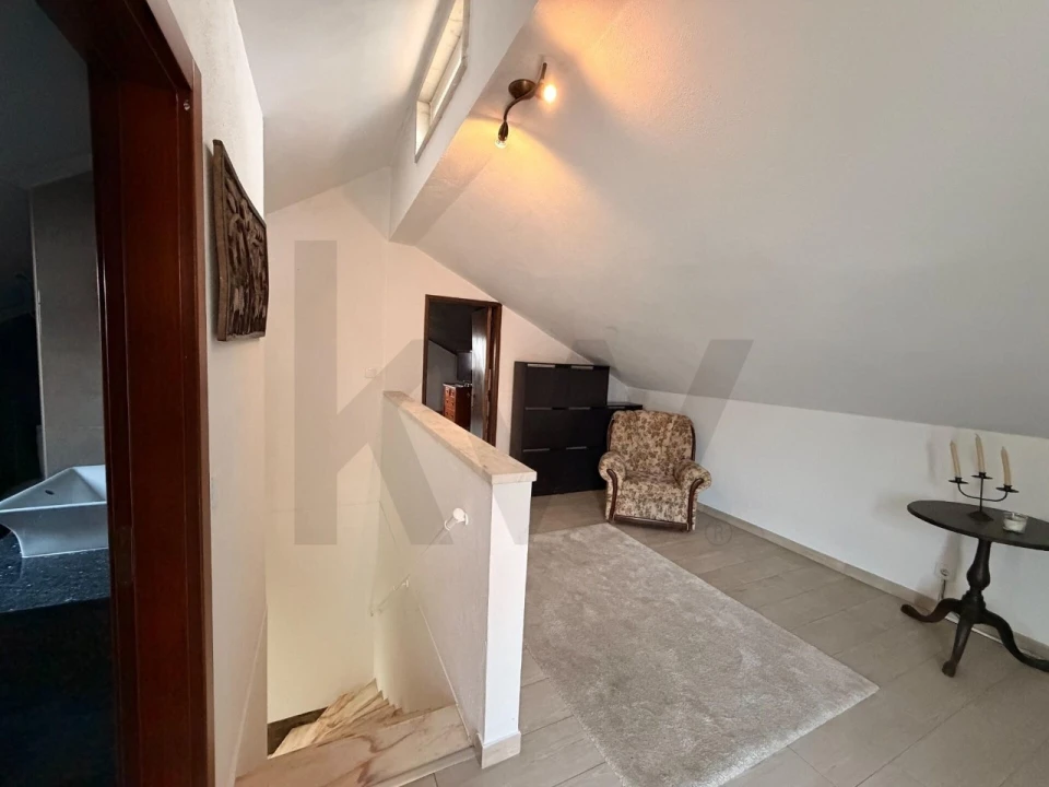 Moradia T5 para Venda em Porto Salvo Foto 39