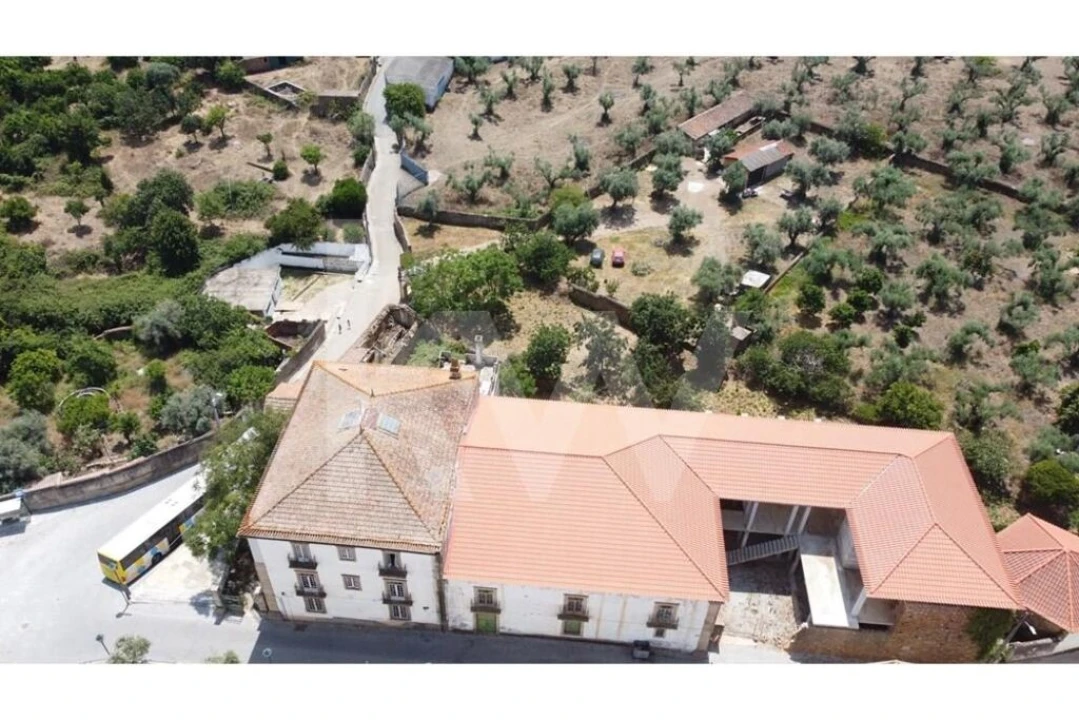 Armazém para Venda em Cebolais de Cima e Retaxo Foto 9