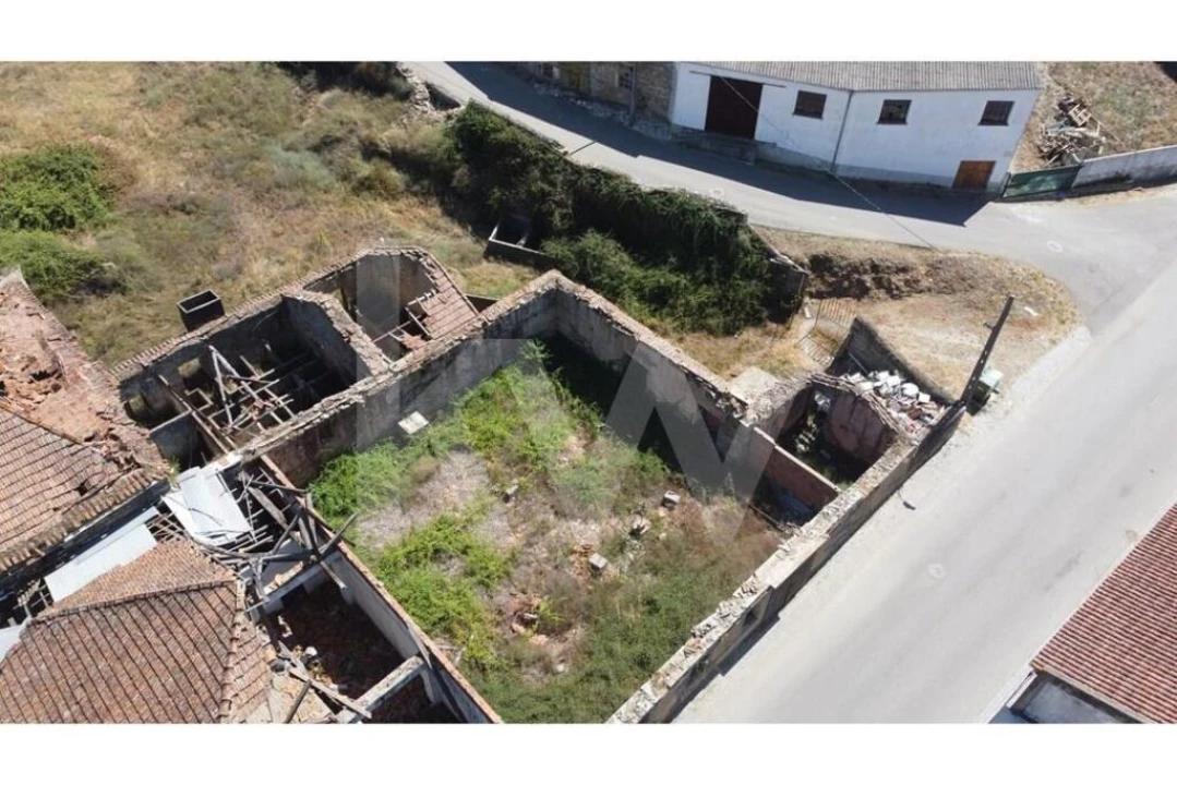 Armazém para Venda em Cebolais de Cima e Retaxo Foto 16