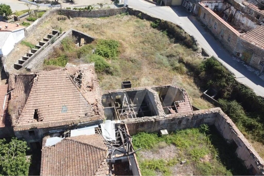 Armazém para Venda em Cebolais de Cima e Retaxo Foto 17