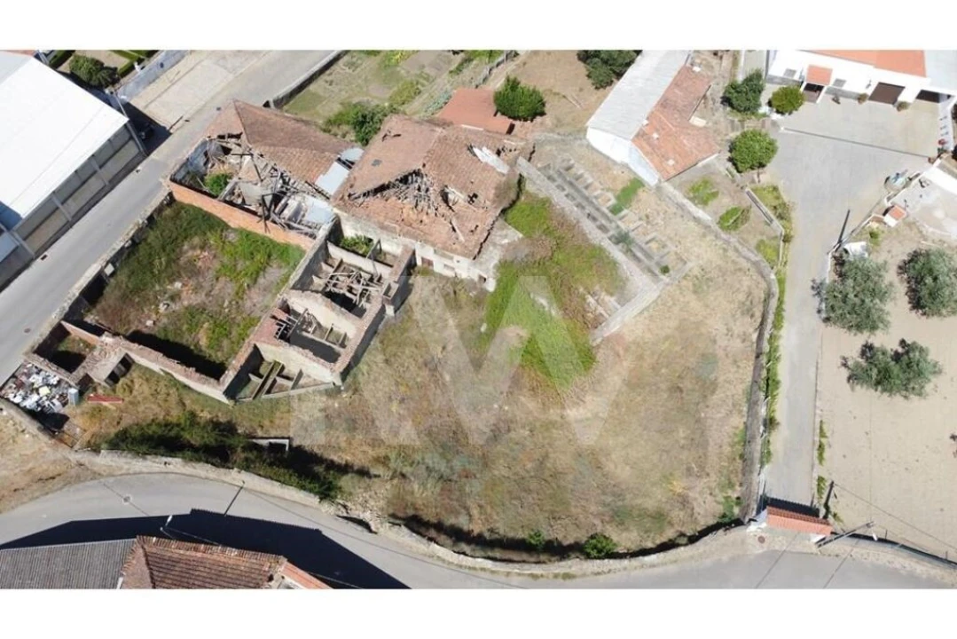 Armazém para Venda em Cebolais de Cima e Retaxo Foto 29