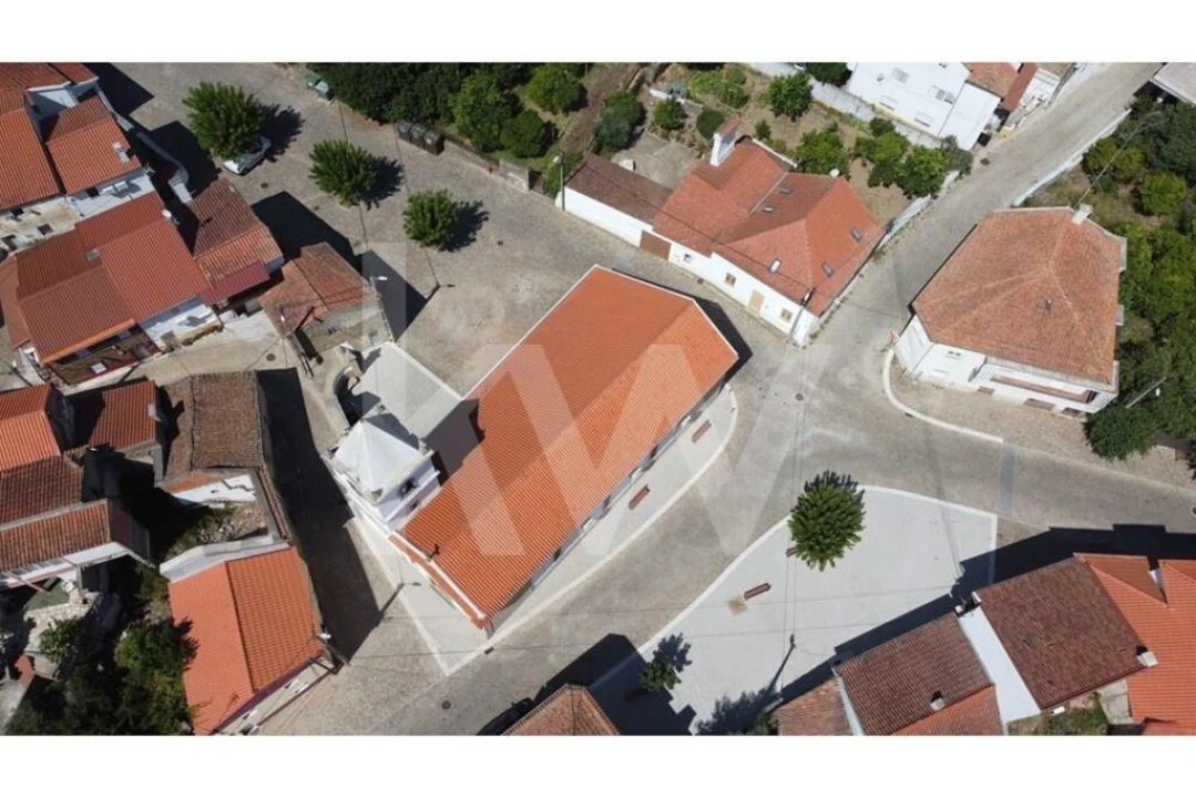 Armazém para Venda em Cebolais de Cima e Retaxo Foto 31