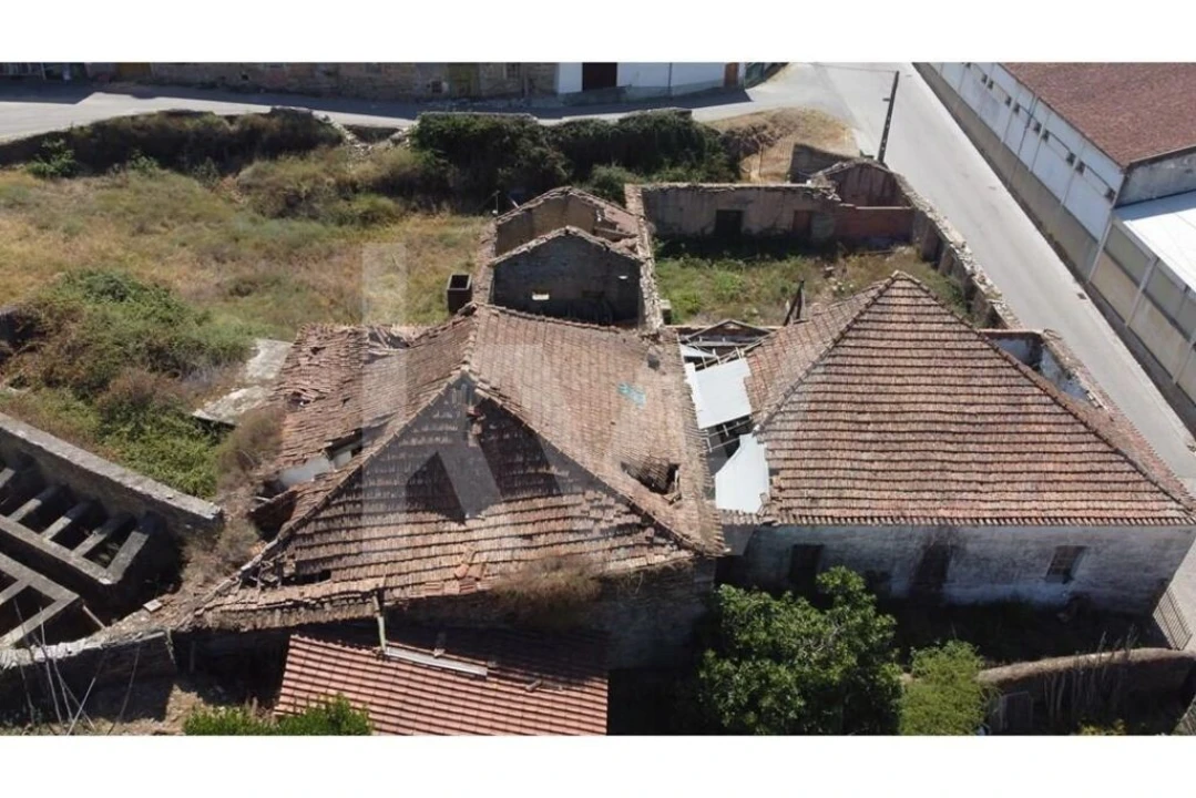 Armazém para Venda em Cebolais de Cima e Retaxo Foto 38